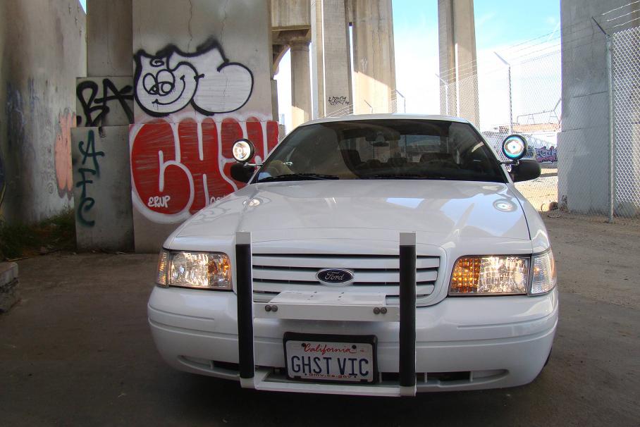 «Выходите с поднятыми руками!»