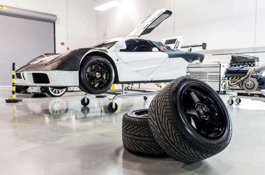 $50 000 за шиномонтаж, сэр!