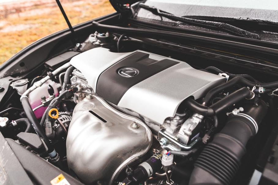 Один за двоих