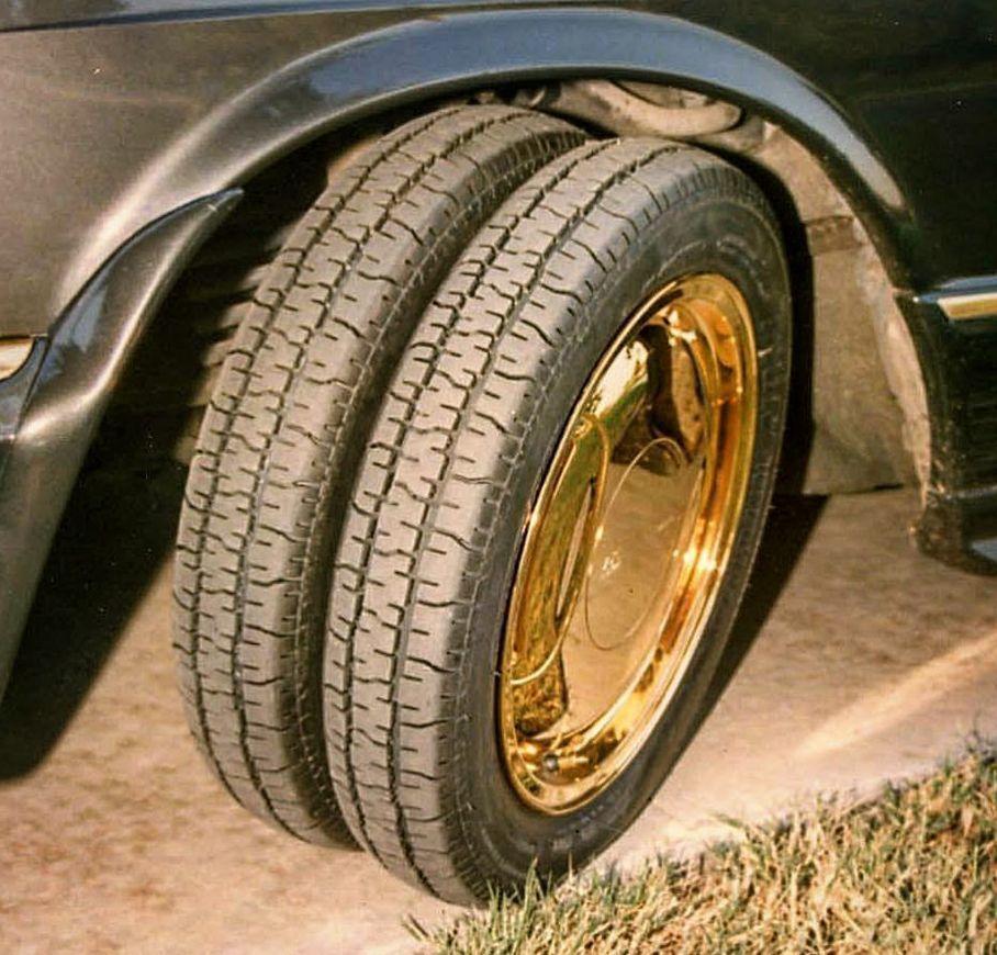 На восьми колесах