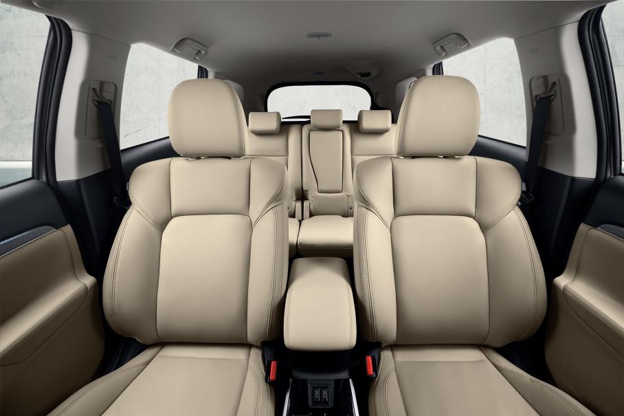 Тест обновленного Mitsubishi Outlander с семью местами