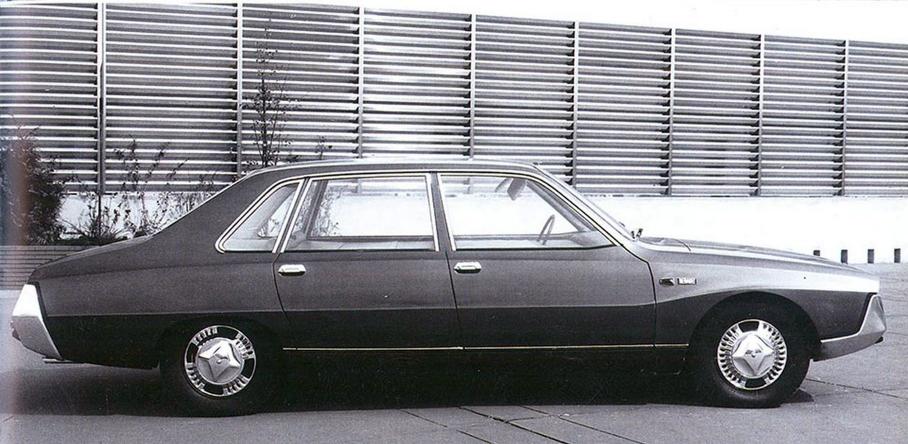 Макет с другим вариантом дизайна — с похожими мотивами, но более традиционным трёхобъёмным силуэтом