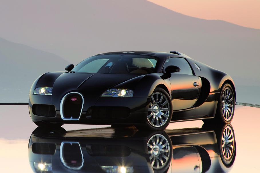 Серийный Bugatti Veyron