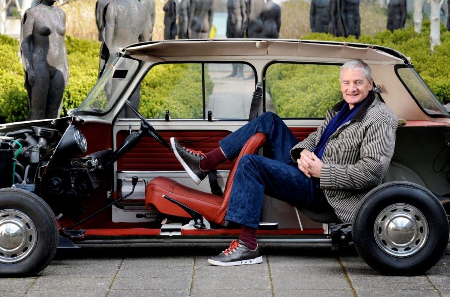 Как пылесосный магнат потерял полмиллиарда, создавая «убийцу Теслы»