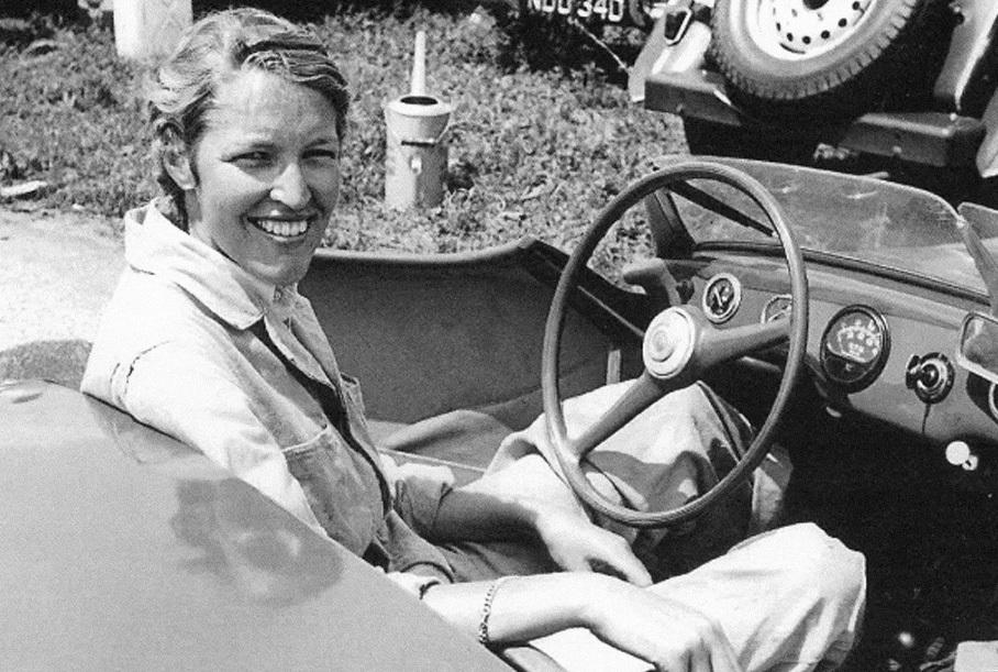 Суперкару De Tomaso Pantera — 50 лет!