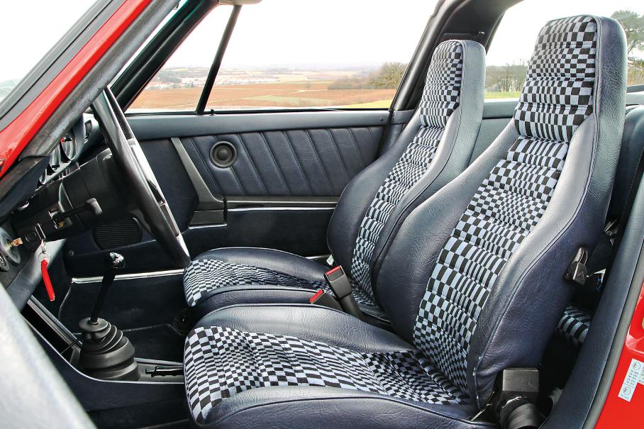 Самые яркие и безумные интерьеры Porsche