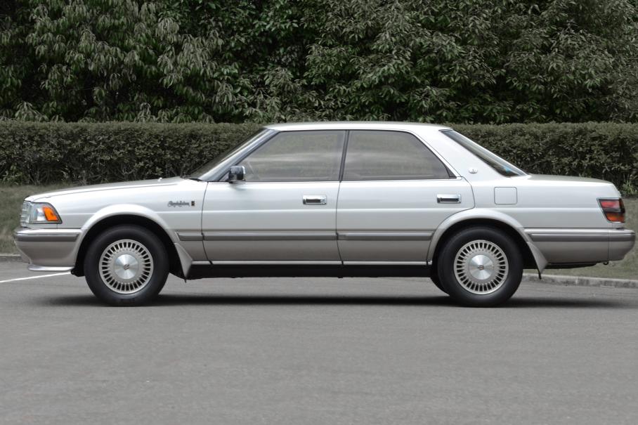 Машины из девяностых, которые дожили до наших дней и сейчас продаются