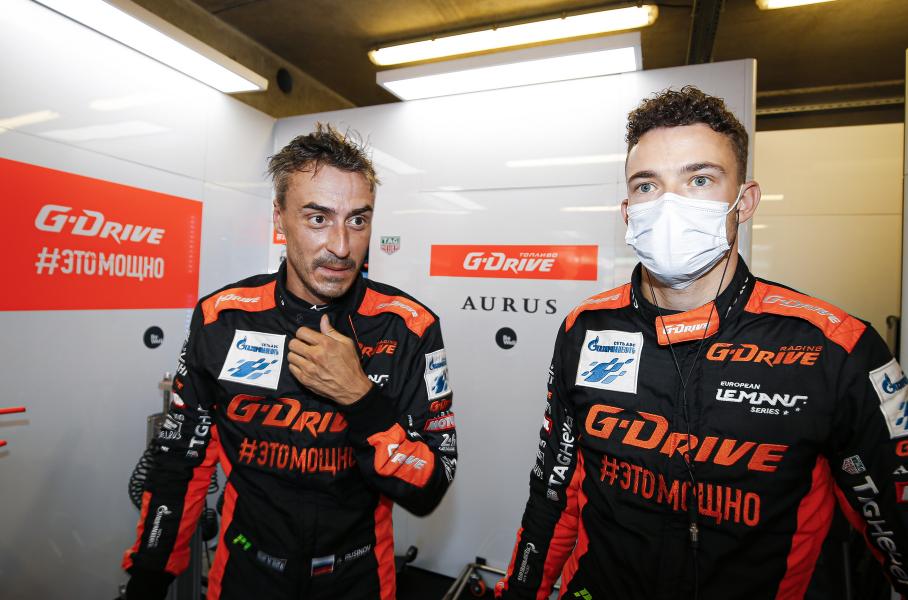 Роман Русинов (слева) с партнёром по экипажу Миккелем Йенсеном