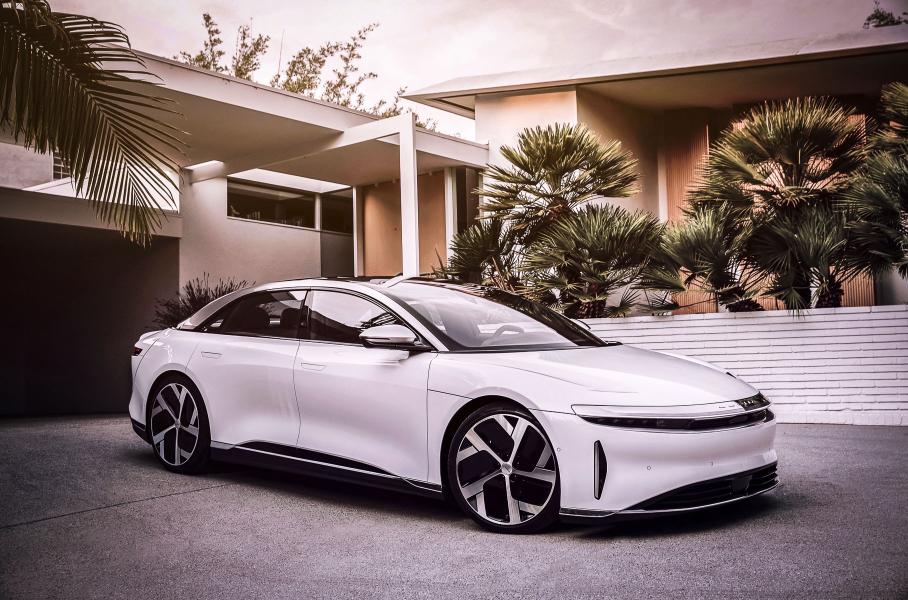 11 электромобилей мощностью более тысячи «лошадей»