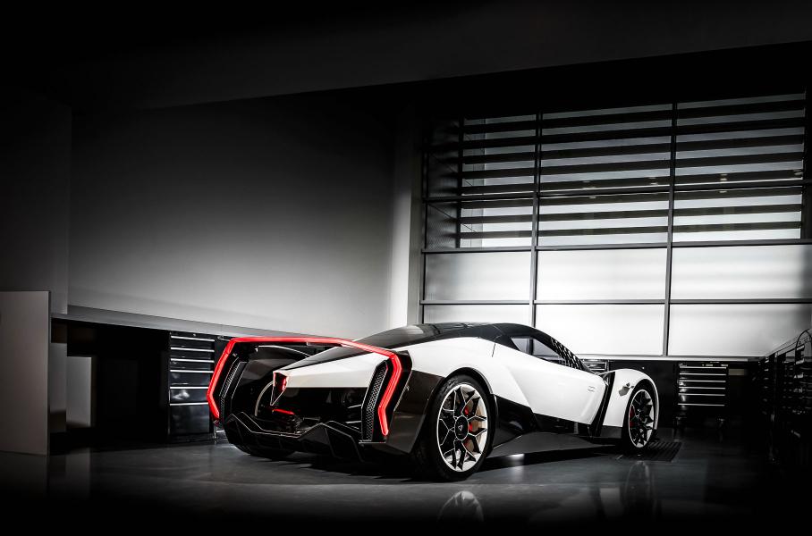 11 электромобилей мощностью более тысячи «лошадей»