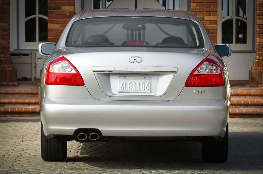 Infiniti Q45