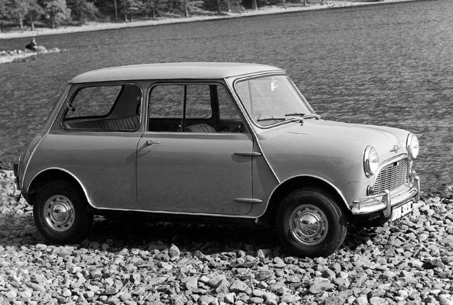 Какие модели были первыми у сегодняшних автогигантов? Часть 2