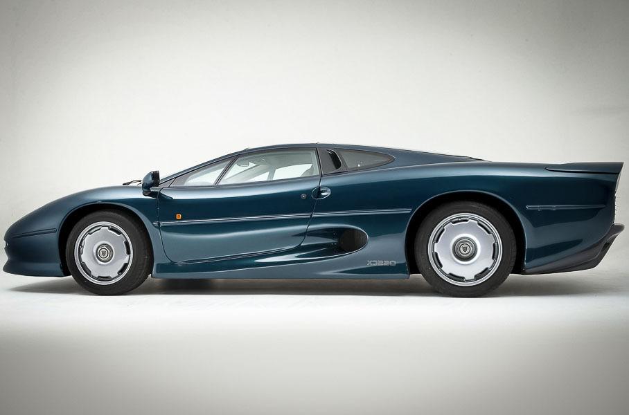 Jaguar XJ220