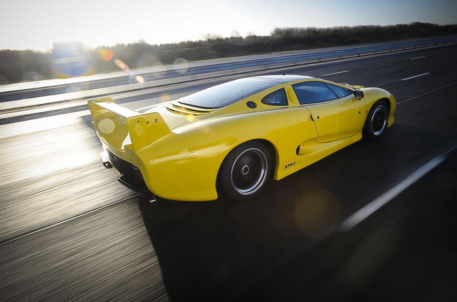 Jaguar XJ220S by TWR