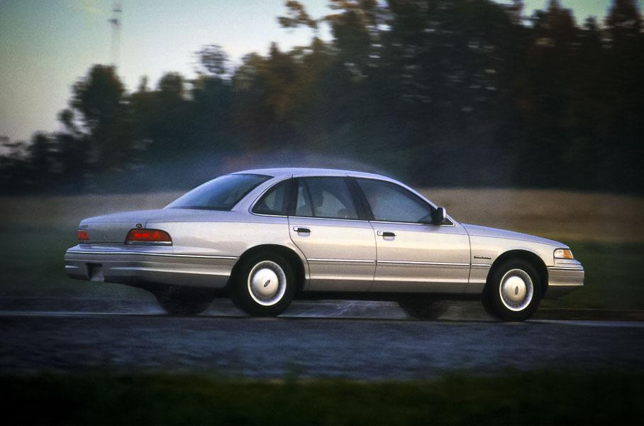 Ford Crown Victoria