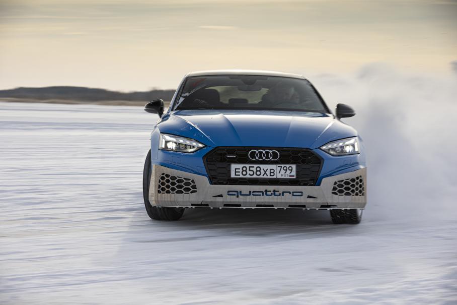 Над пропастью во льду: 14 часов за рулем Audi на замерзшем озере