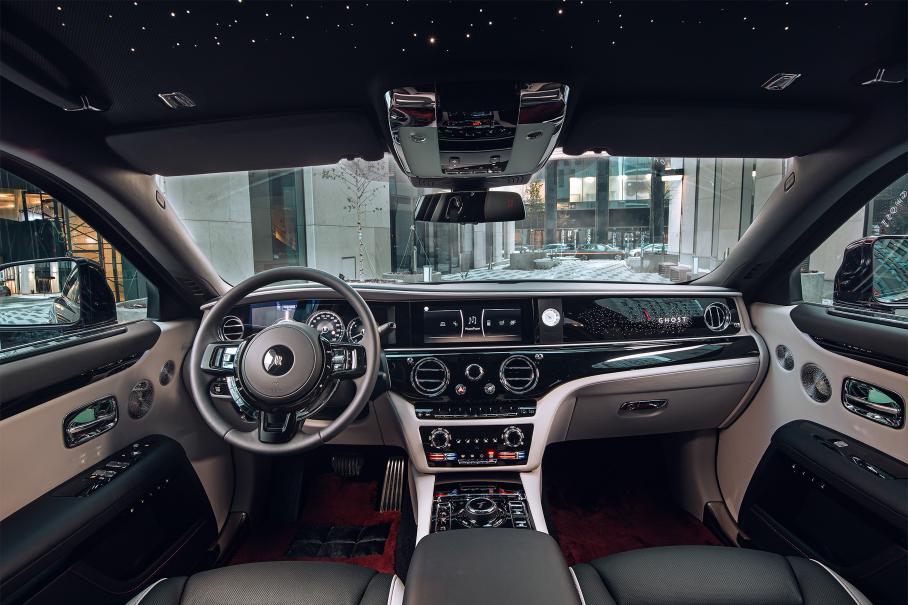 Rolls-Royce Ghost: взлет первой ступени