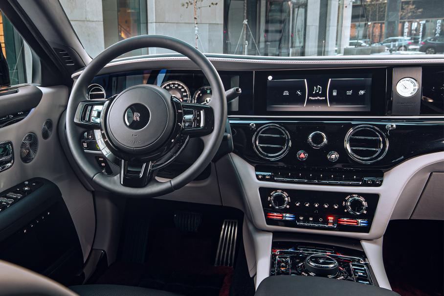 Rolls-Royce Ghost: взлет первой ступени