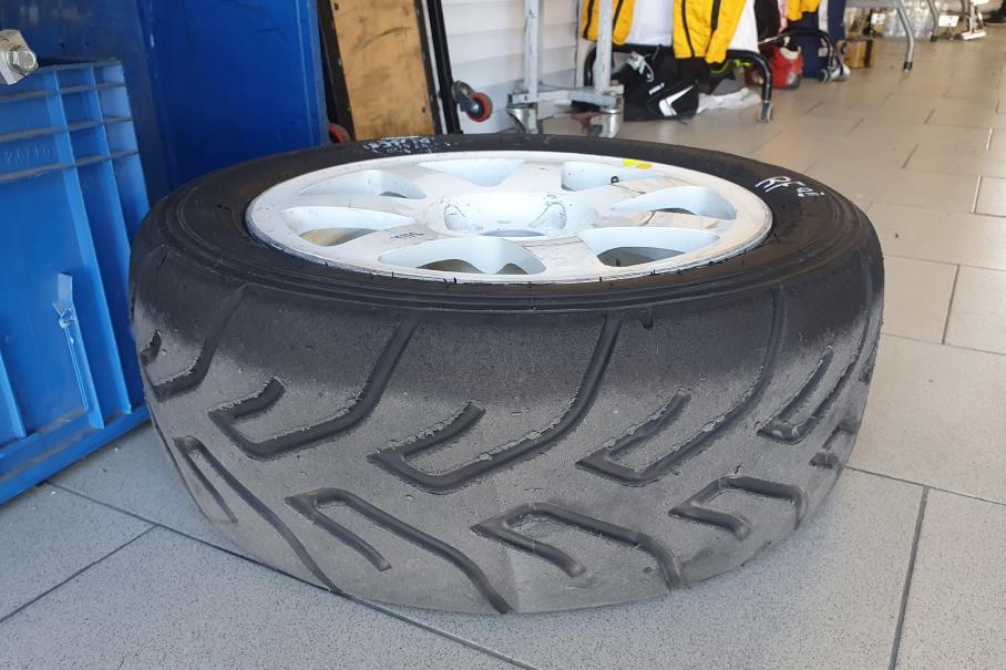 Пот, слёзы и счастье настоящего автоспорта вместе с Lada