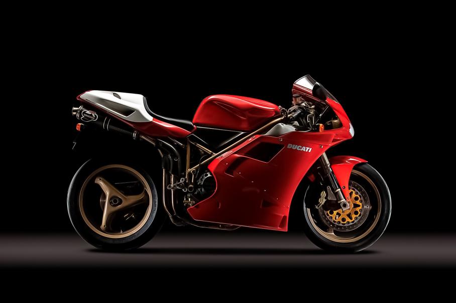 Ducati 916
