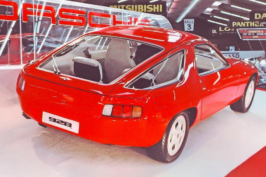 Porsche 928: свой среди чужих, чужой среди своих