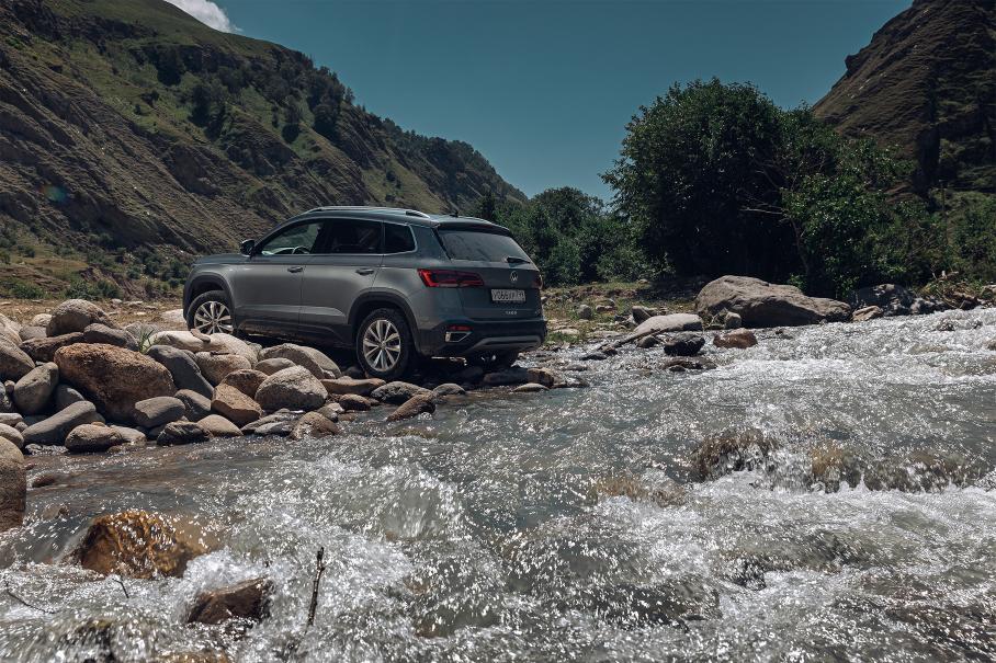 Volkswagen Taos: как Tiguan, но поменьше?