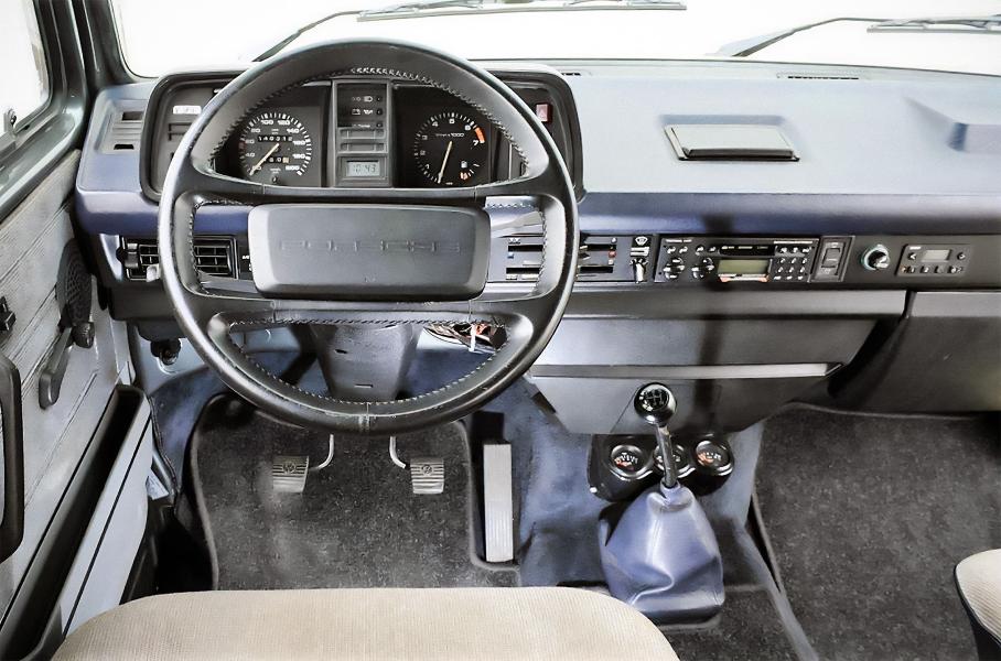 Volkswagen Porsche B32