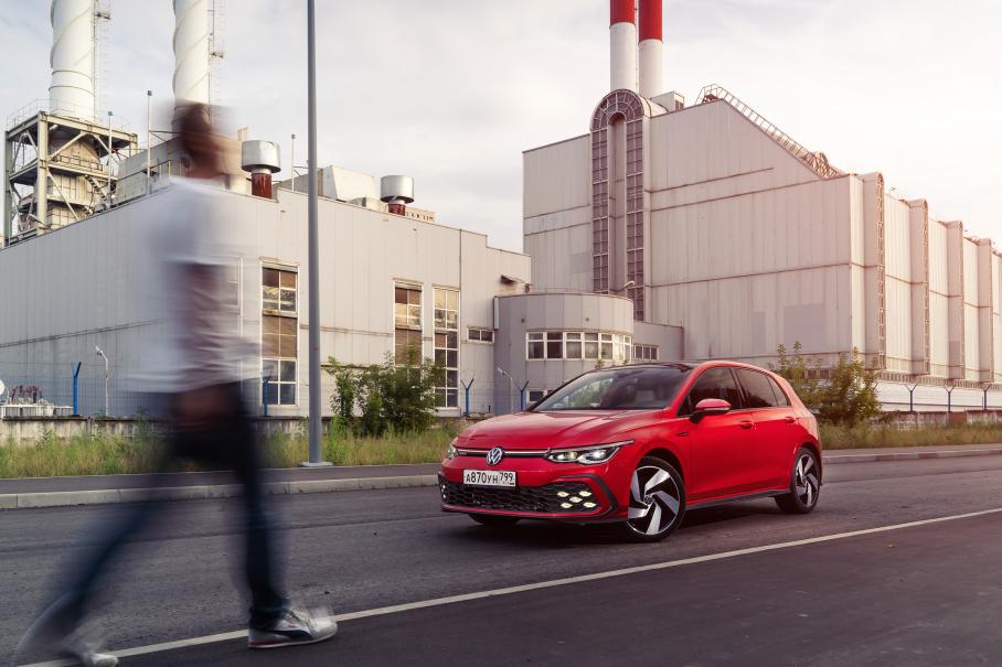 Вечно молодой. Volkswagen Golf GTI