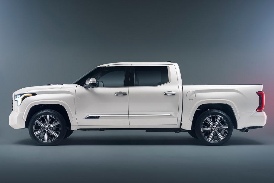 Toyota показала сверхроскошную версию новой Tundra