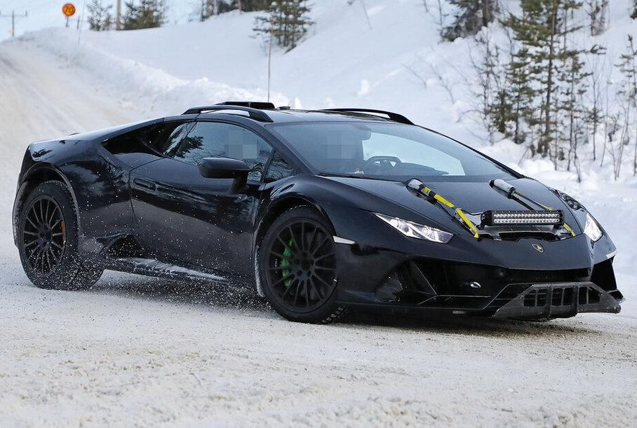 Внешность внедорожного суперкара Lamborghini раскрыли до премьеры
