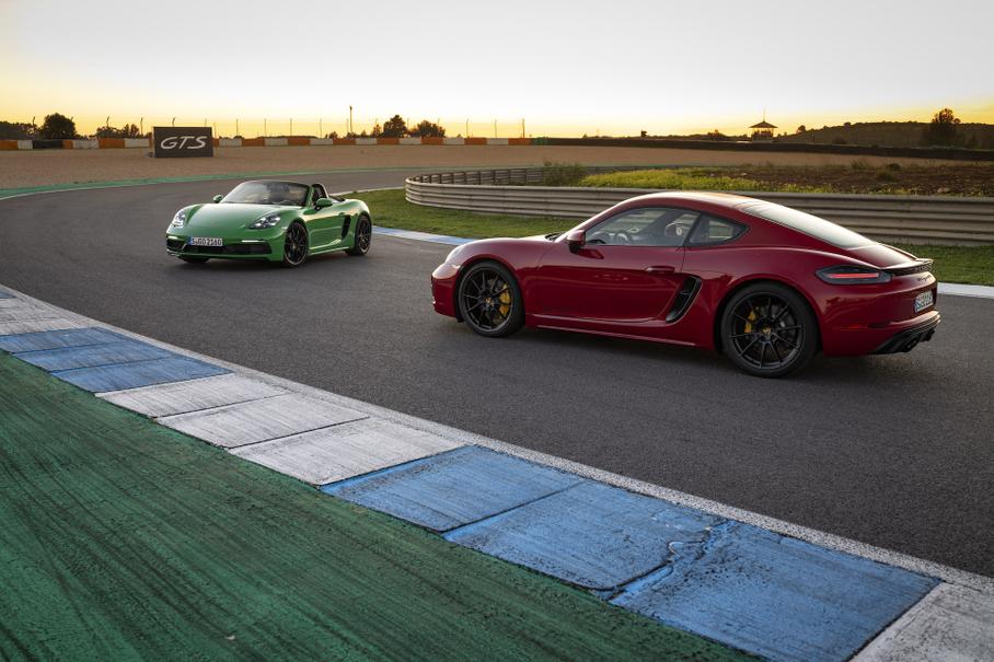 718 Boxster и 718 Cayman