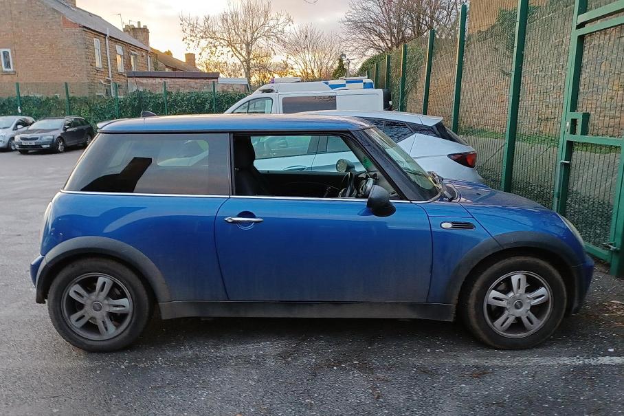 Полиция поймала 83-летнего водителя, который всю жизнь ездил без прав