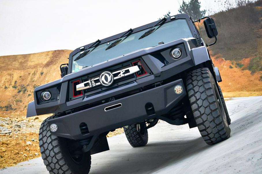 1070 л.с. и 5 секунд до «сотни»: Dongfeng готовит электрический вездеход Warrior