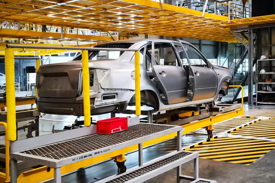 Дефицит деталей для новых Lada сохранится до конца 2022 года