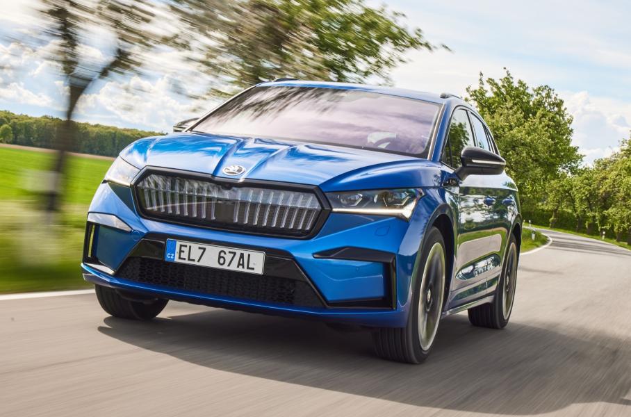 Кроссоверы Skoda Enyaq улучшат с помощью прошивки