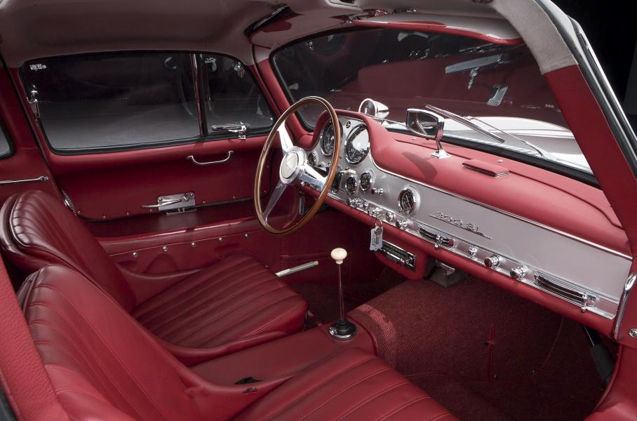 Интерьер Mercedes-Benz 300 SL (W198)