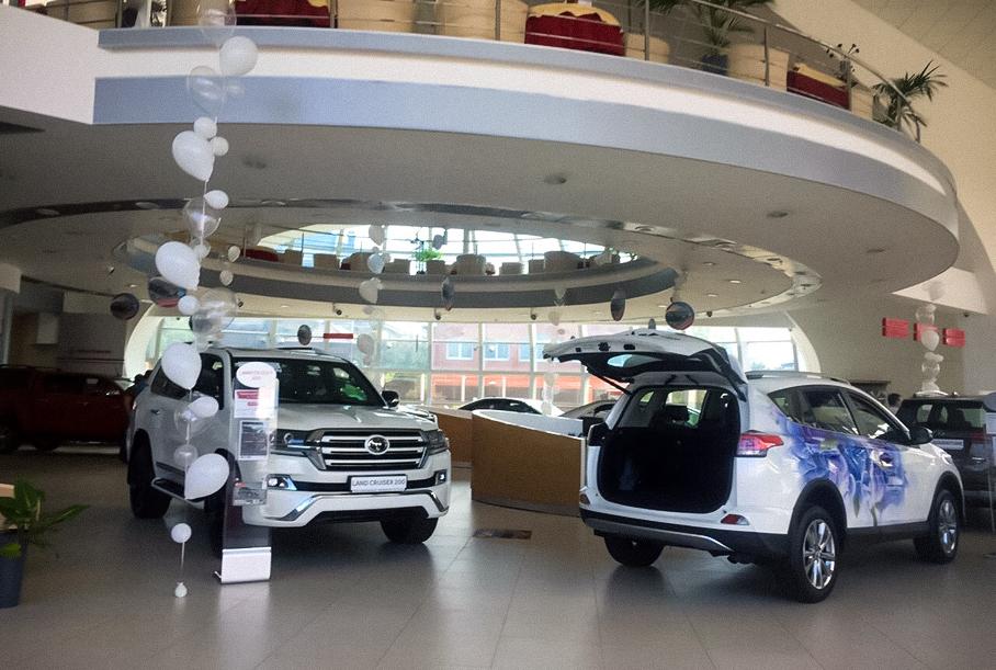 Toyota не уходит из России, но производство и поставки автомобилей приостановлены