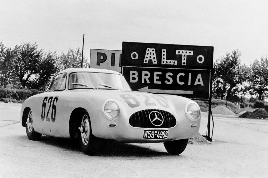 Клетка для чайки: правда и вымысел о гоночной легенде Mercedes-Benz