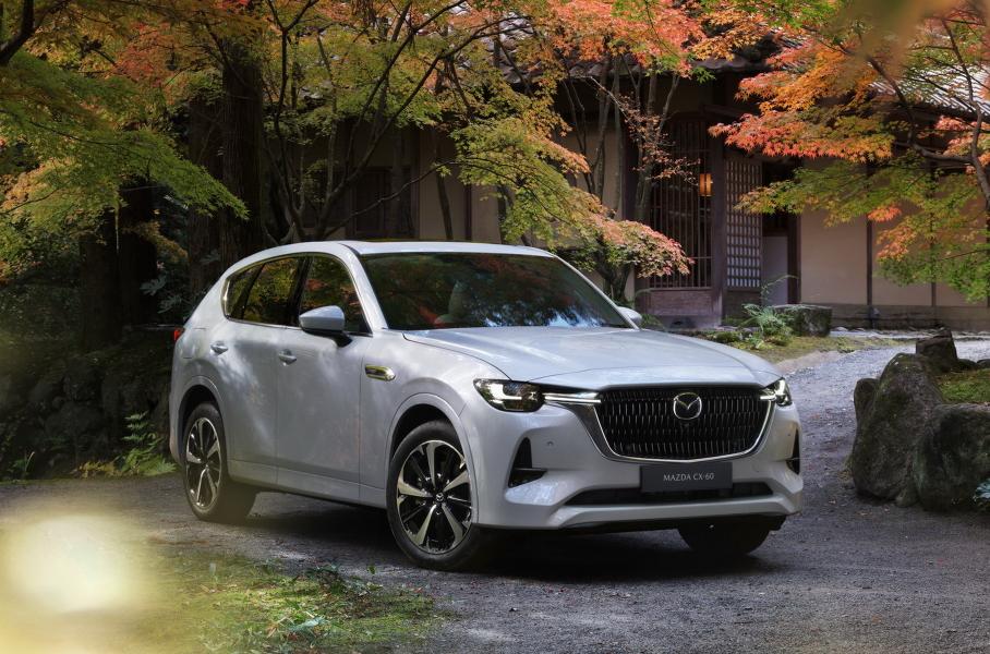 Премиальная Mazda CX-60, кроссовер Renault Austral и обновлённые Volvo S60/V60: главное за неделю