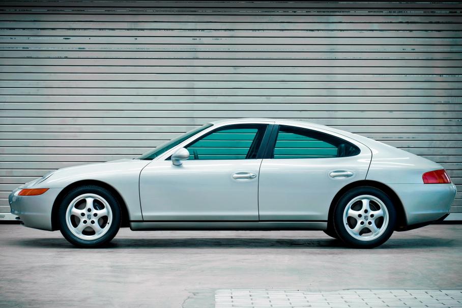 Абсолютно новая Porsche Panamera сохранит бензиновые двигатели