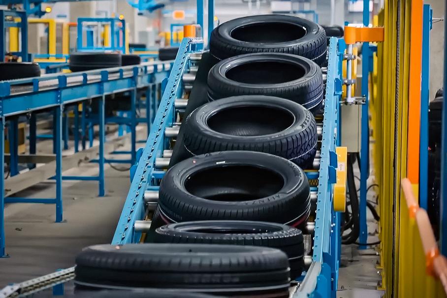 Bridgestone останавливает российский завод и поставки