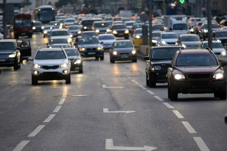 Предложены меры поддержки российских водителей и автобизнеса