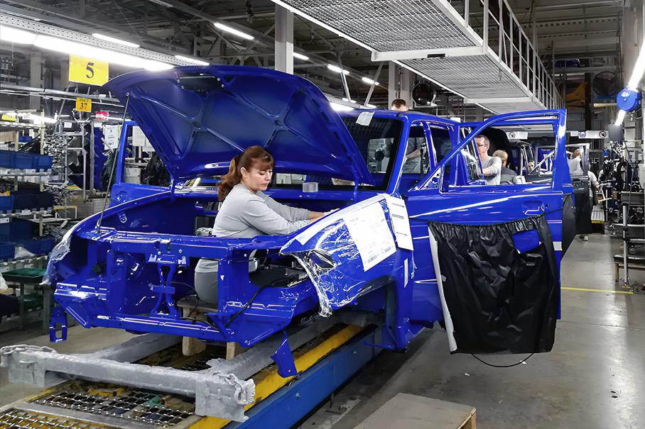 УАЗ возобновил сборку автомобилей