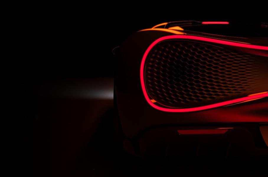 В Нью-Йорке покажут электрический гиперкар, построенный при поддержке Williams и ItalDesign