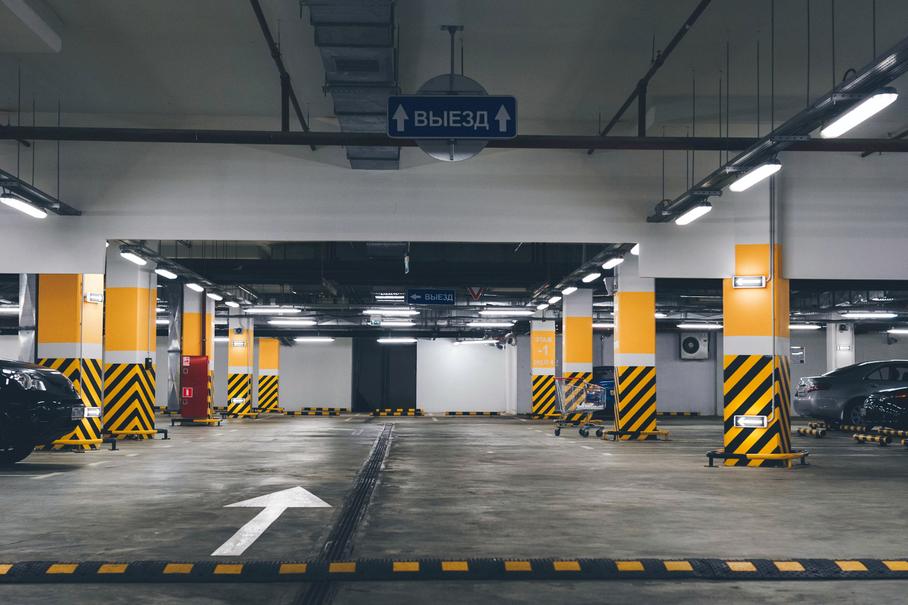 В России вводятся новые правила размещения машин на многоярусных паркингах