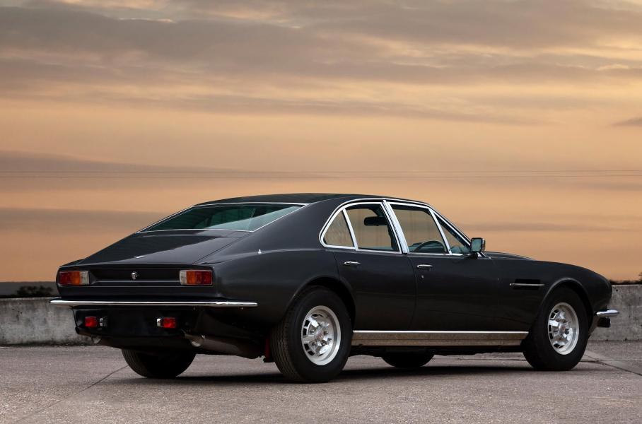 Одну из самых редких моделей Aston Martin пустят с молотка