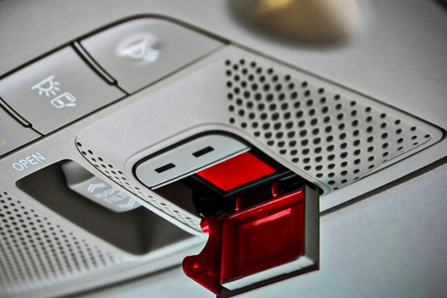 В России разрешили и дальше продавать автомобили без ЭРА-ГЛОНАСС