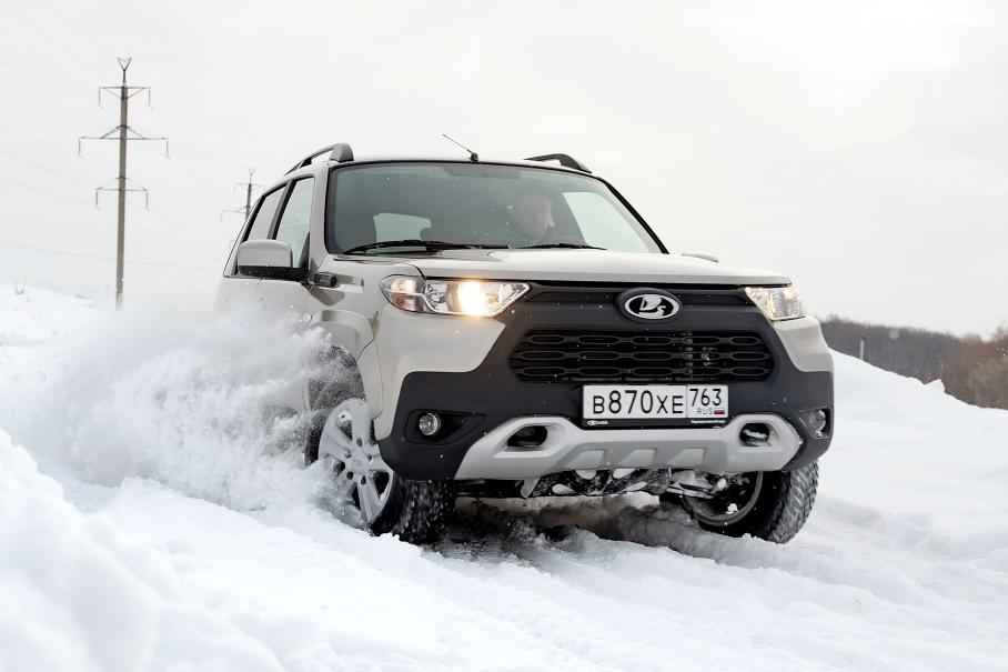 Сотням новых Lada Niva Travel понадобился ремонт