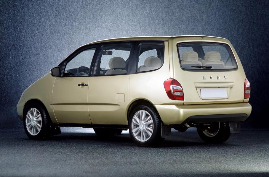 Первые изображения реинкарнации Lada Nadezhda появились в заводской многотиражке АвтоВАЗа «Красный Тольяттинец» от 1 апреля 2022 года, однако вскоре тираж был изъят на всем предприятии. Вероятно потому, что публикация о минивэне была преждевременной и несогласованной