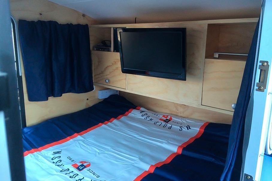 Автодома меньше собачьей будки: такого вы точно не видели!